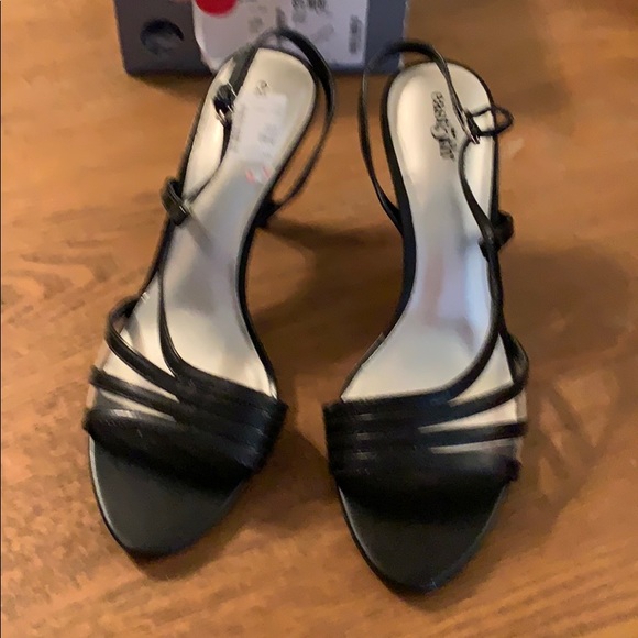 Shoes - Picture 3 of 5